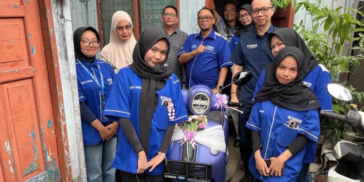 Beli Yamaha NMAX, Warga Samarinda Tak Menyangka Dapat Hadiah Motor Fazzio dari Yamaha Kaltimtara